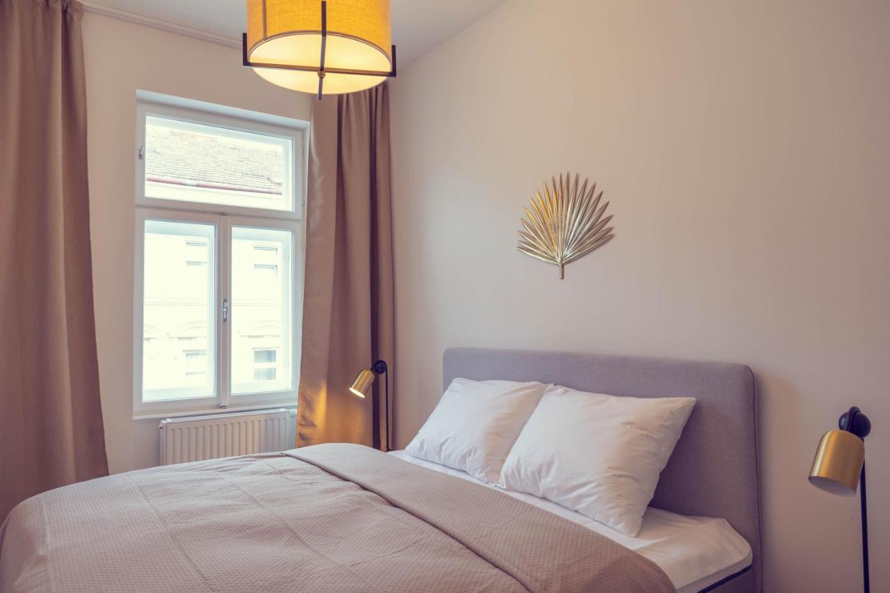 The 77 Berta Apartment Vienna Luaran gambar